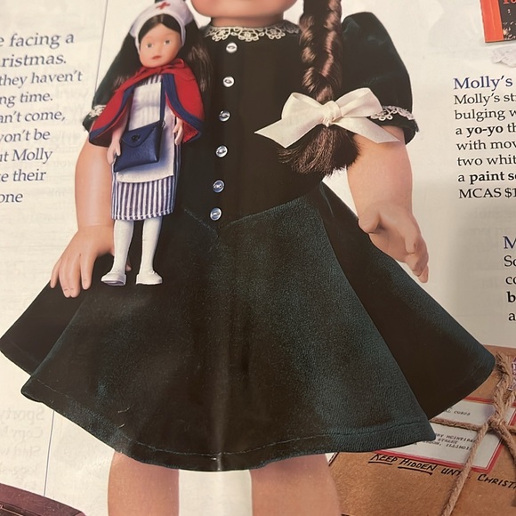 American Girl Molly Christmas - Picture 5 of 6